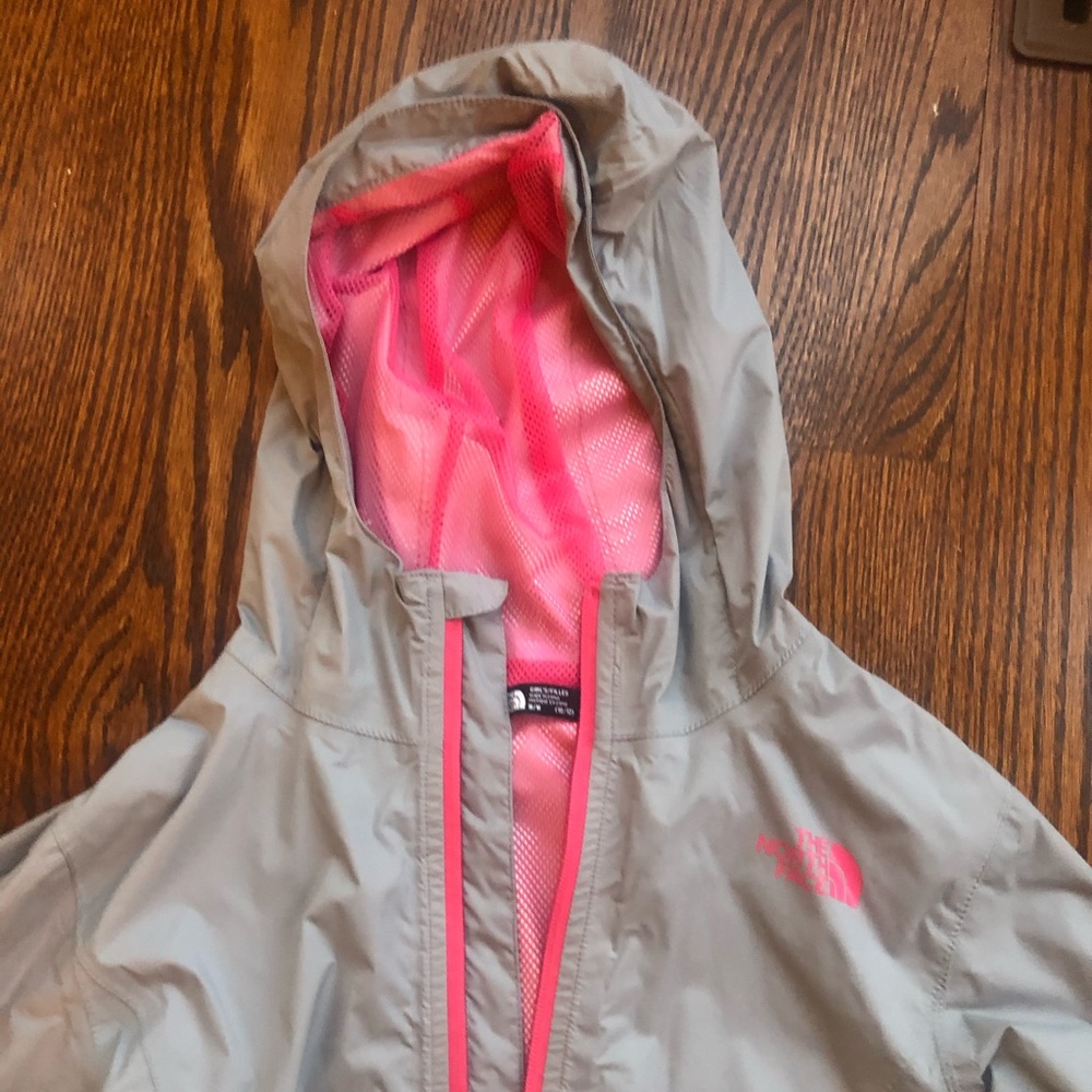 Girls Northface windbreaker